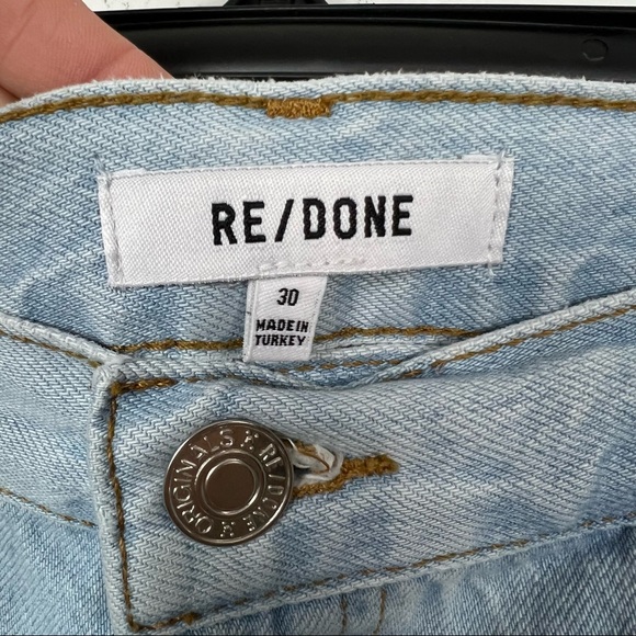 Re/Done 90s High Rise Loose Jeans Bleach Destroy Light Wash Denim Size 30 NWT - Picture 12 of 13